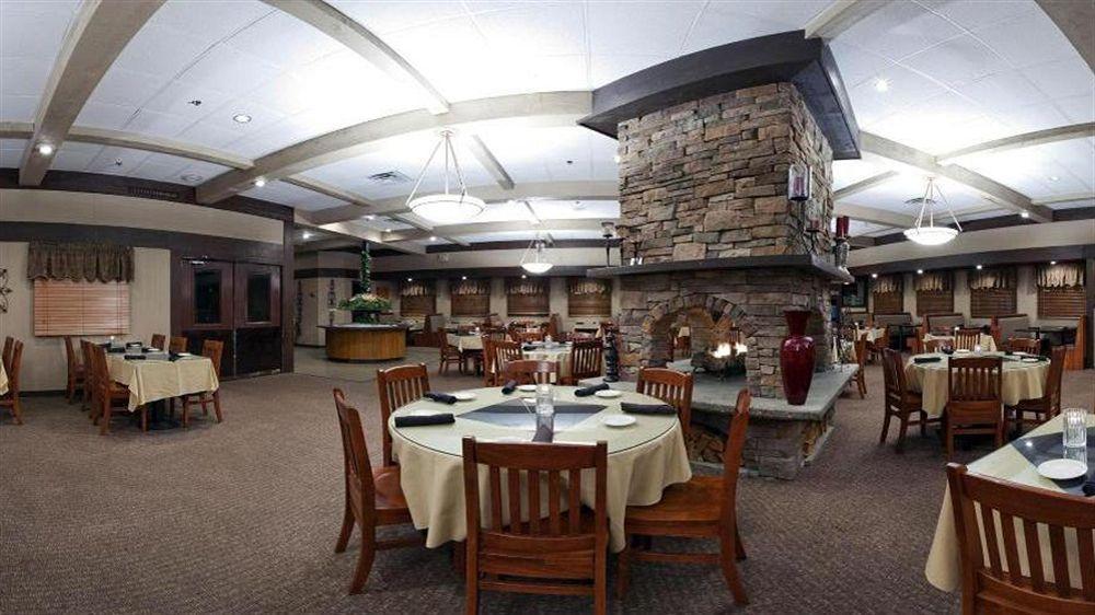 Holiday Inn Rockford By Ihg Exteriér fotografie